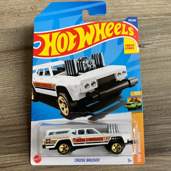 Hot Wheels Car Station Wagon Cruise Bruiser Gasser Hotwheels 2022 Stationwagon - Picture 1 of 5